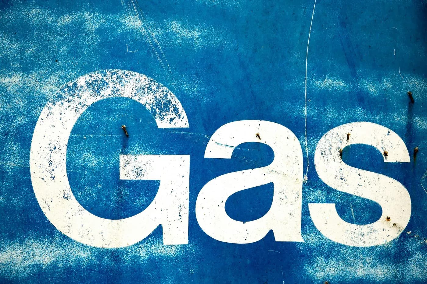 Solidity Gas Optimization: Tips and Tricks for Writing Efficient Smart Contracts